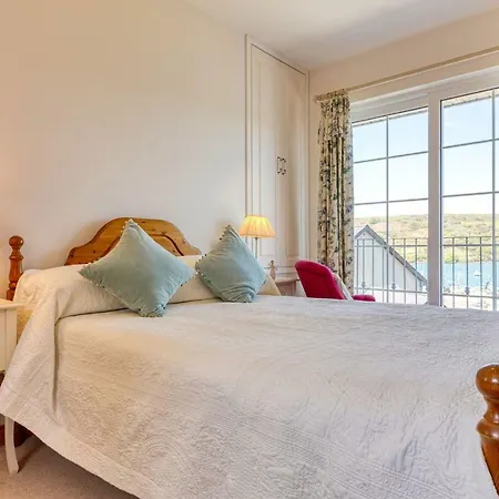 Shearwater Self Catering *